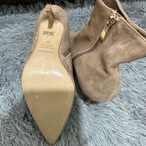 L'AGENCE - Aimee Tan Suede Stiletto Bootie  38.5 / 7.5 NWOB - Retail $545